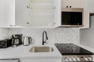 Blueground Chelsea view nr High Line NYC-2060