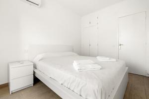 WELCS APARTAMENTO 334 EMP frente al mar
