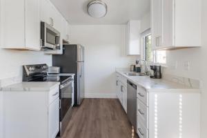 Blueground Millbrae washer nr Millbrae Park SFO-2132