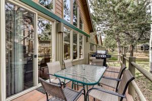 Charming resort home with fireplace deck gas grill and gas stone fireplace