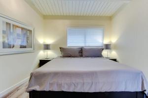 Oceanfront getaway close to Gearhart Golf Links no pets
