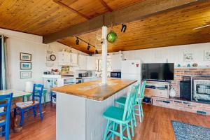 Dog-Friendly Oceanfront Cabin in the Trees with Gorgeous Views