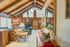 Mountain view home with gas fireplace & shared pools & hot tubs - walk to lifts
