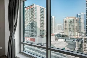 Blueground Burj Views city view pool gym DXB-1161