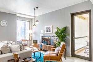 Blueground JBR pool gym DXB-202