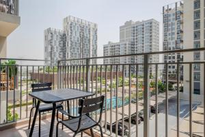 Blueground Dubai Hills Estate pool nr park DXB-1695