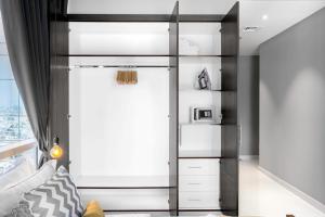 Blueground Sheikh Zayed Rd pool gym DXB-286