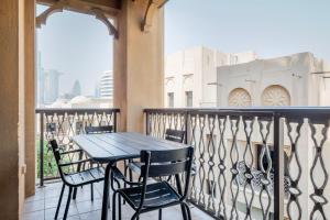 Blueground Old Town pool nr Dubai Fountain DXB-1736