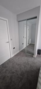 Modern 2 Bedroom - Mackenzie