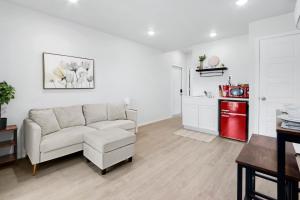 The Container Retreat - 4A.