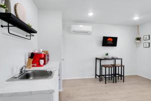 The Container Retreat - 4A.