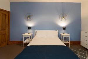 Jesmond - Stylish 3 Bed 2 bathroom Apartment