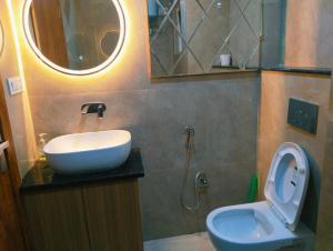 F-15A meera tower,Hotel Shree Sadhna, Chhatikara road,near char dham mandir