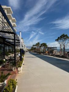 Heming-way Hotel
