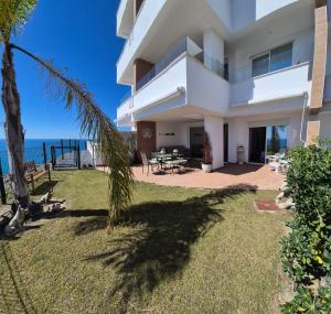 Calaceite Beach Garden