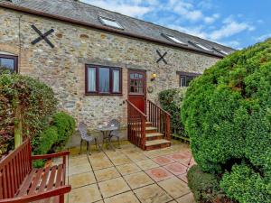 1 Bed in Lyme Regis oc-90145