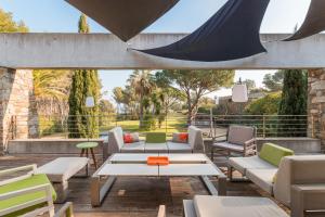 Ubuntu, villa darchitecte, classée 5 étoiles, vue mer, plage à 250m, tennis