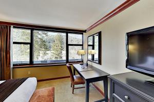 Ski-in-ski-out Everline Resort & Spa - two adjacent units