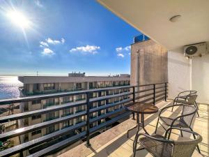 208 Lumina Shores Apartment