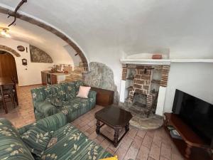 La Casa nella Roccia