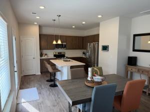 Sanford Home - Private Room 02
