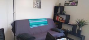 CHEZ JOSY