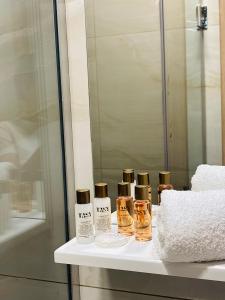TASY Guest House - Luxury Rooms in the Heart od SHIROK SOKAK