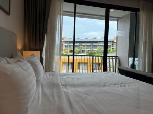 Proud Rawai bay apartments