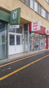 One bedroom apartment near Obor market