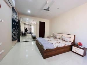 Premium Villa Stay Near the Airport Perfect for Families & Business Travelers