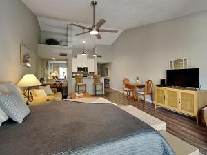 Summer Place 671