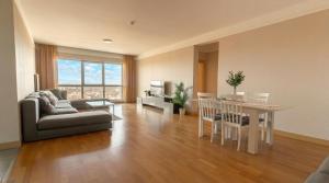 24th Floor Panoramic Apartment with Free Parking - Panorama Residences Riga - 5 min to RIX