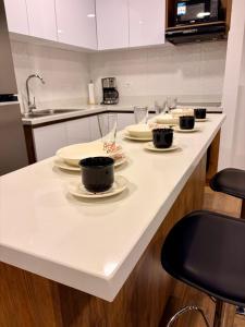 Apartamento moderno en Laureles excelente sector cerca al Portal del Quindio