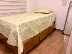 Apartamento moderno en Laureles excelente sector cerca al Portal del Quindio