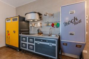 Charming Apartment with Balcony Porta Nuova Area