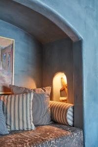 Luxury Hillside Retreat Villa & Panoramic Views