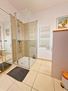 Le Templier Séjour Place de lhôtel de ville