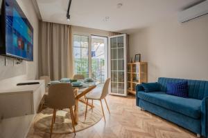 The convenient home