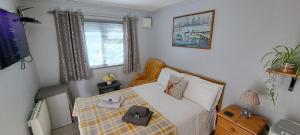 Felpham Garden Chalet