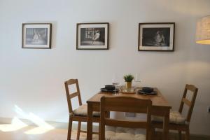 Stone & Sage- City Centre Luxury Courtyard Lofts