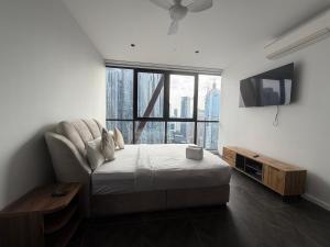 Uniquehome at Scarletz Suites KLCC