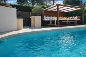 Villa Design Mougins - Pool House & Piscine sous les Palmiers
