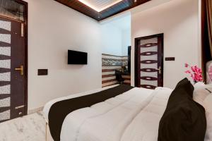 Hotel O Crystal Palace