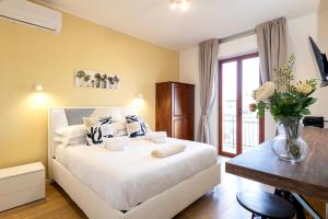 Tauromenion Guest House