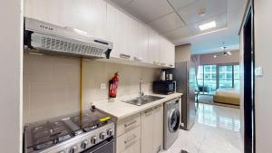 Vacationer Holiday Homes l Cozy Modern Studio l Quiet Community l Dubai South