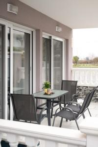 Ruby Boutique Suite Paralia
