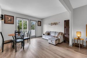 Lux Studio in Horseshoe Valley