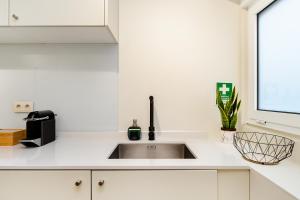 Douro Prestige Studio with Private Sunny Backyard