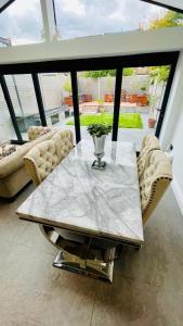 Grass Court Terrace - walking distance from Wimbledon Championships