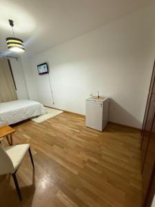 Habitación con baño privado en la mejor zona de Alcalá de Henares